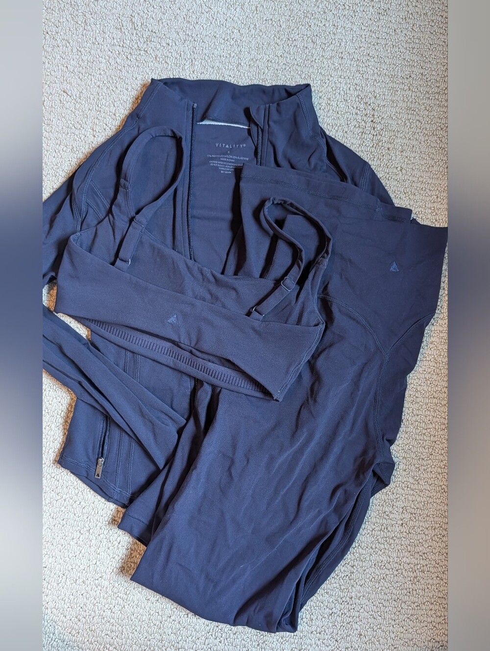 Vitality Cloud II Bra, Flare Leggings And Jacket
